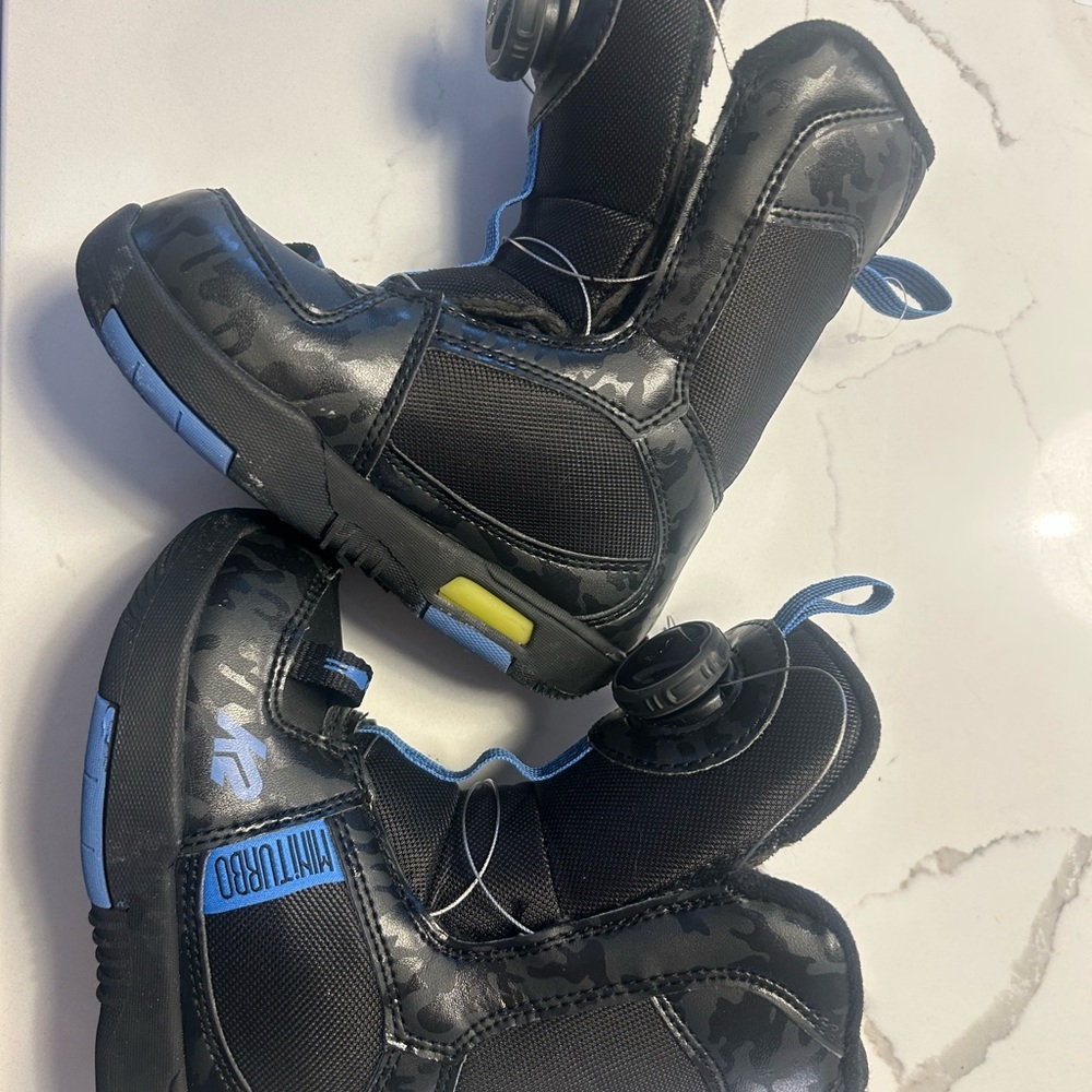 K2 mini turbo snowboard boots